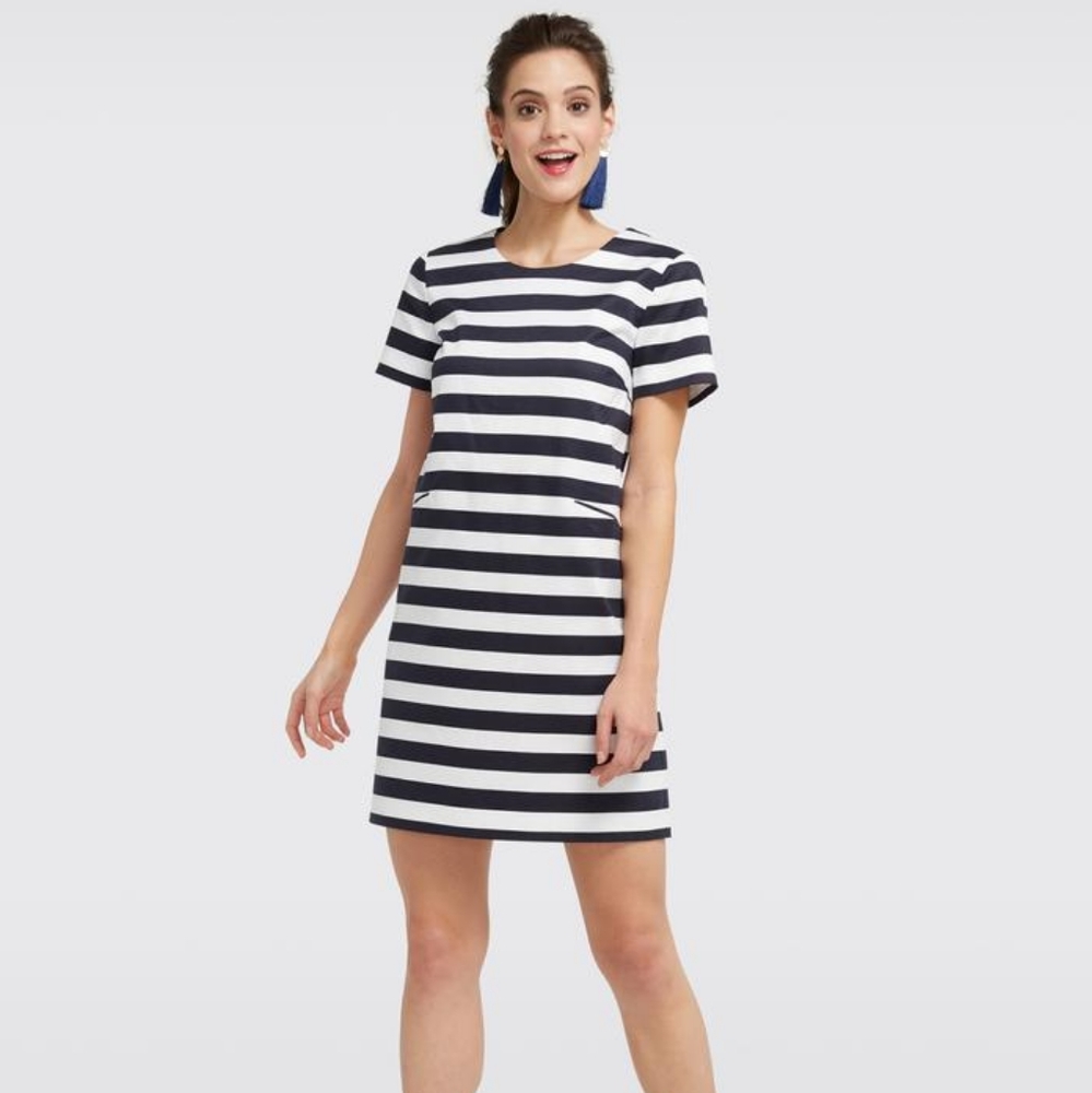 Draper James sz 12, Navy and White Dress